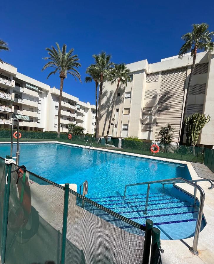 La Carihuela Lux Apartment Торремолинос Экстерьер фото
