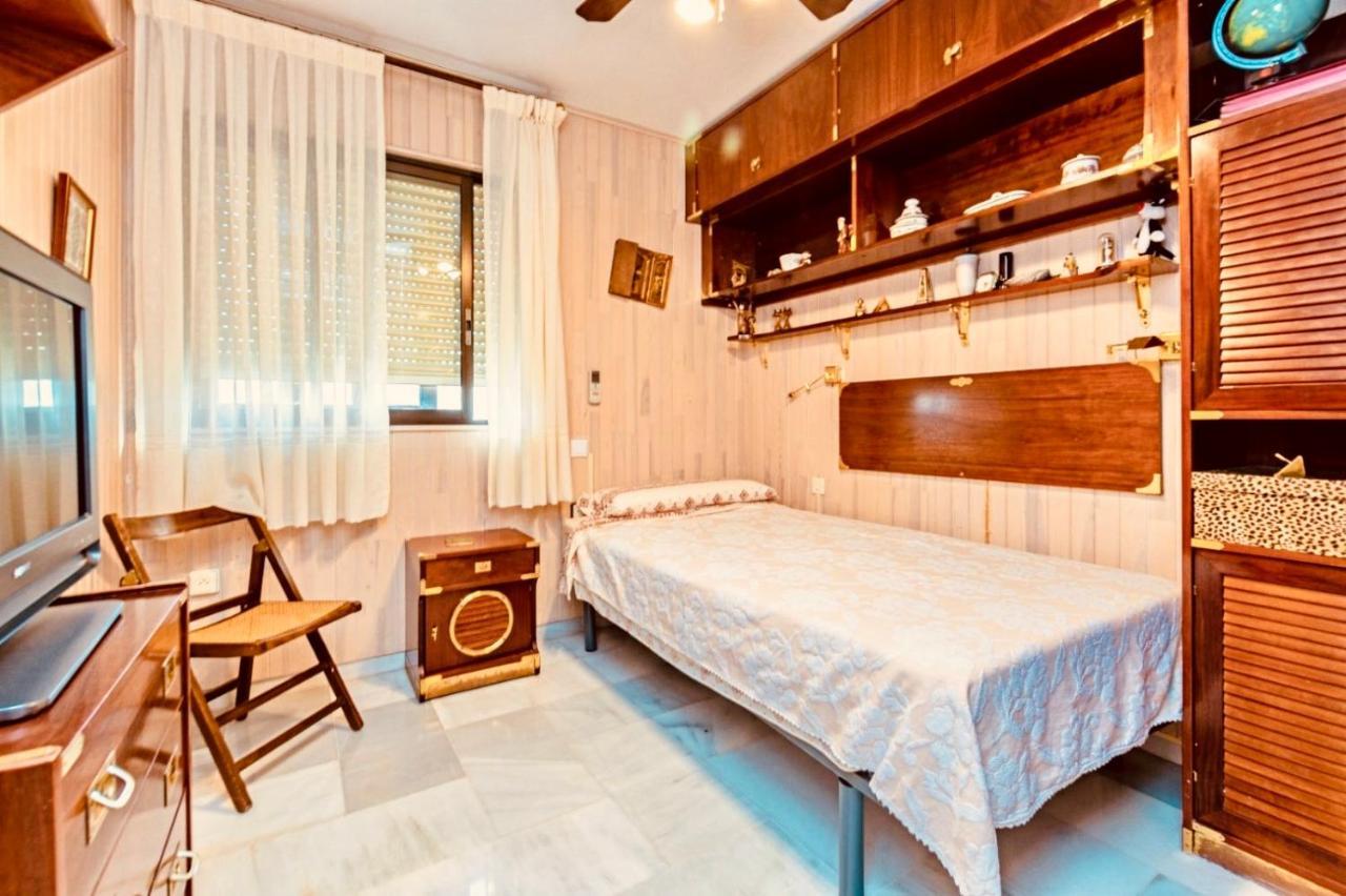 La Carihuela Lux Apartment Торремолинос Экстерьер фото